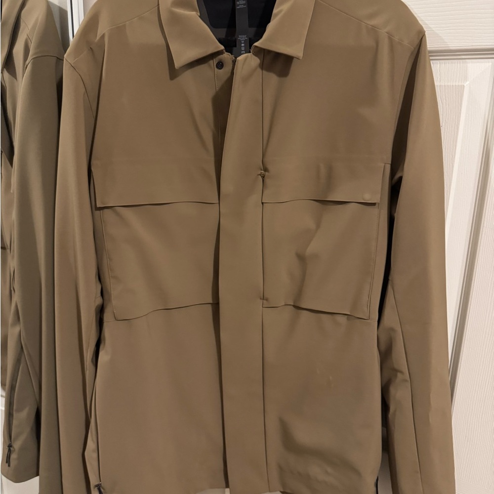 Lululemon Athletica Tan Lightweight Shirt Jacket - Picture 1 of 3